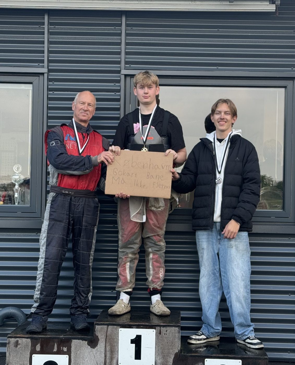Knud-Magnus vinder klubløbet og står øverst på podiet